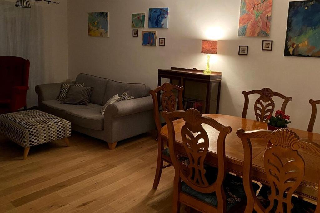 Lovely 3 Bedroom House In The Centre Of لافينهام المظهر الخارجي الصورة